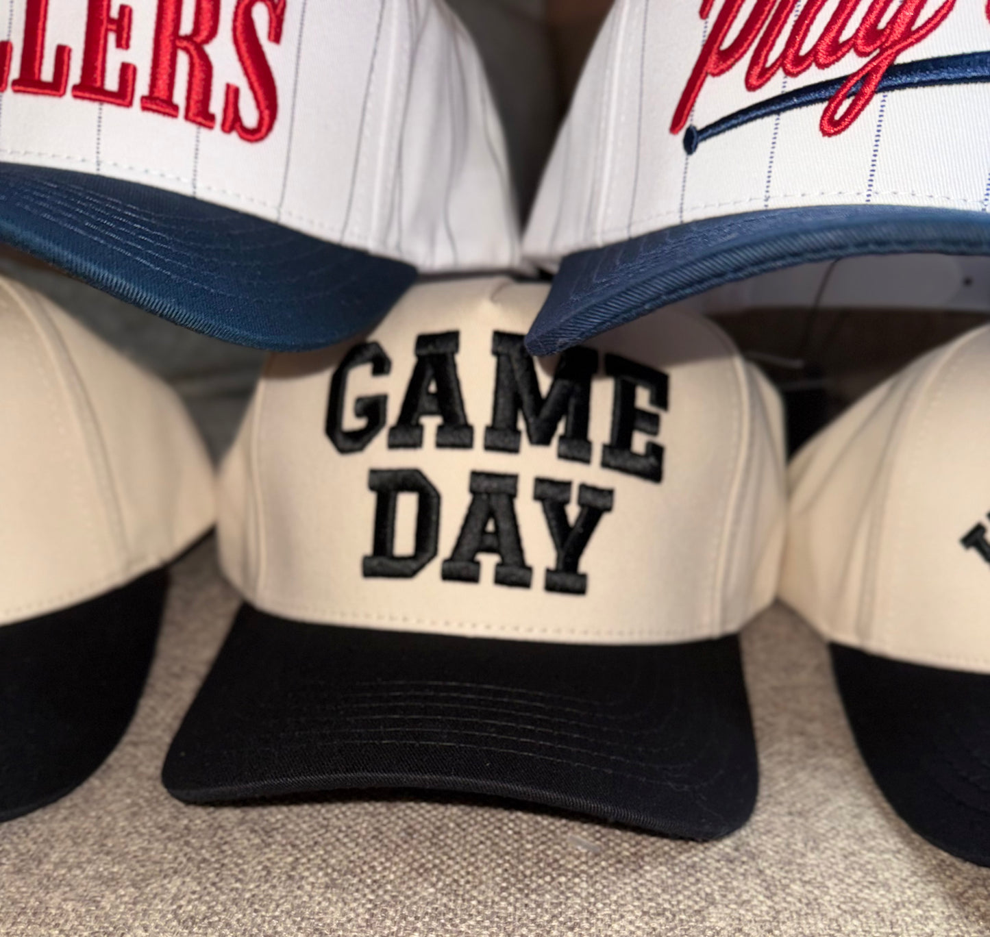 SNAP BACK TRUCKER CAP