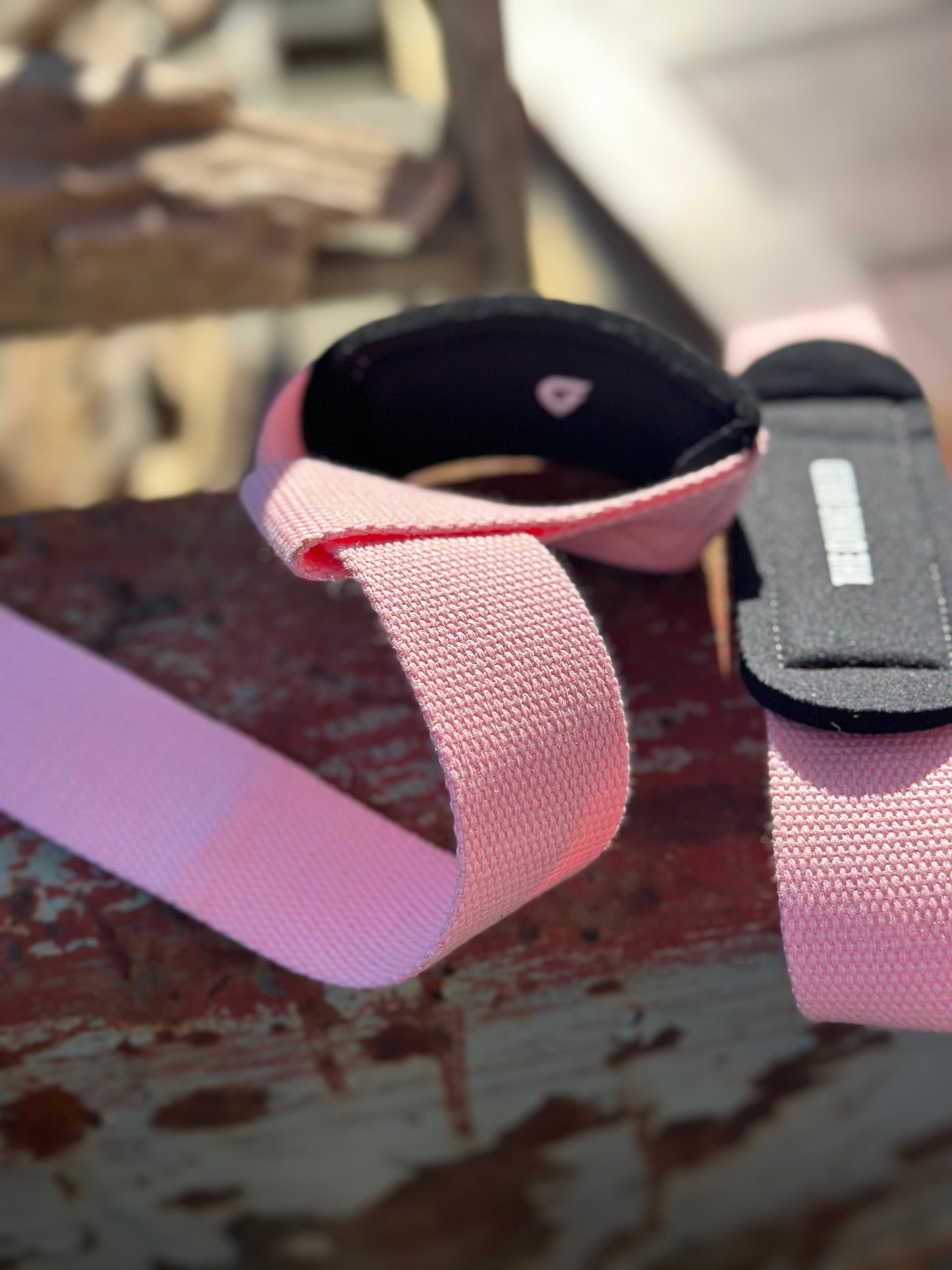 LIFTING STRAPS | BLACK & PINK