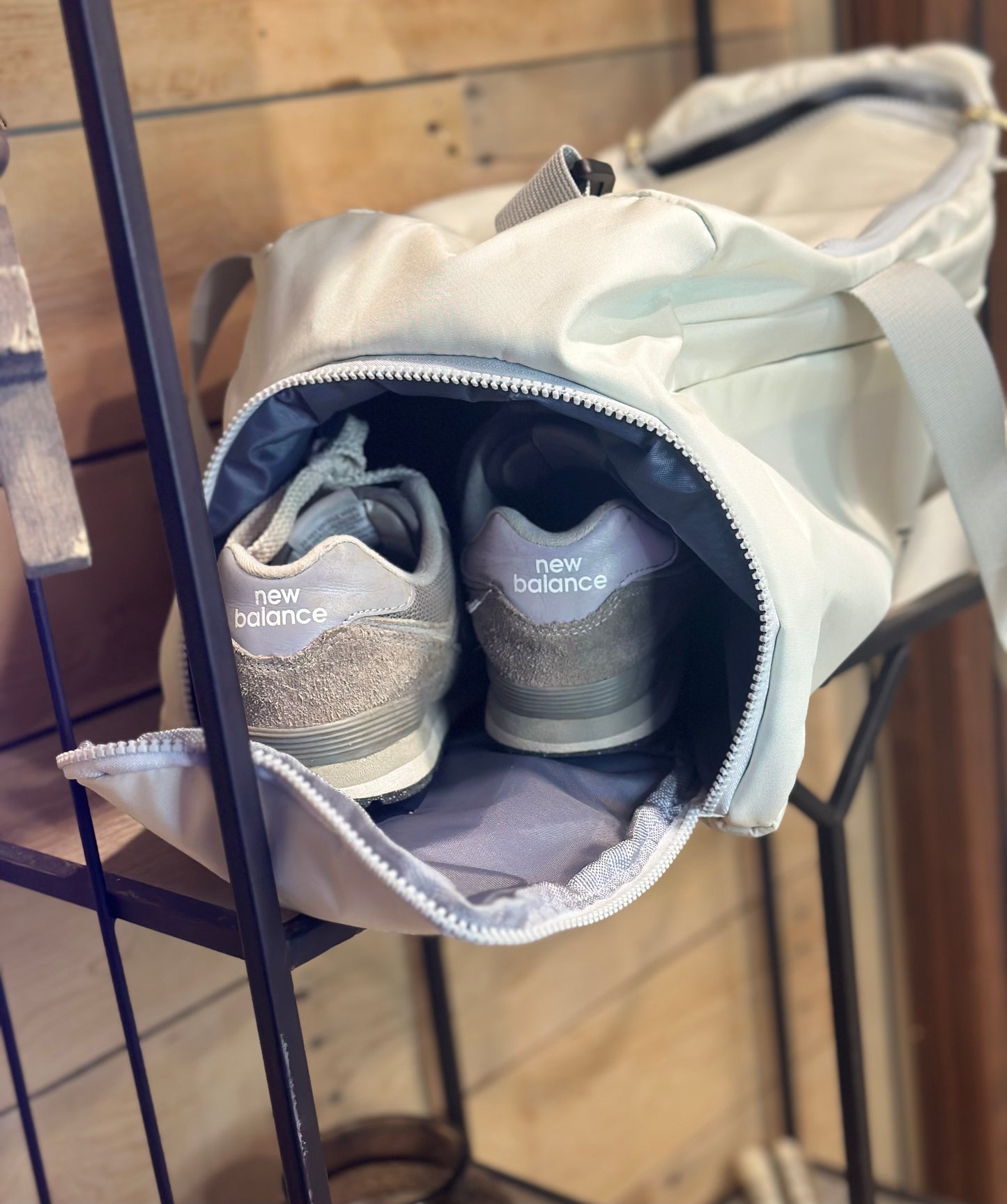 GYM BAG | OFF WHITE AND BLACK