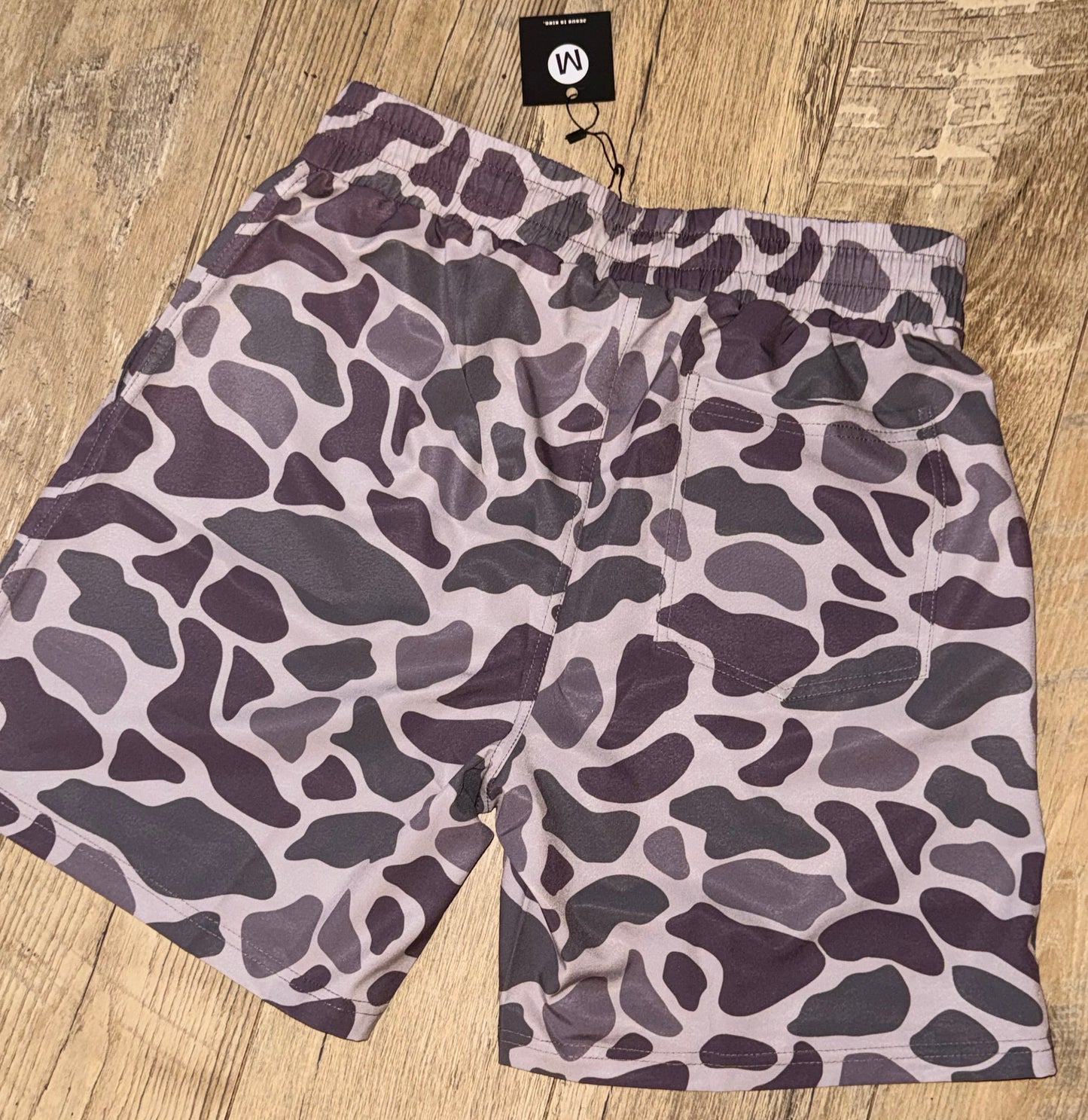 NO QUIT PERFORMANCE CAMO SHORTS