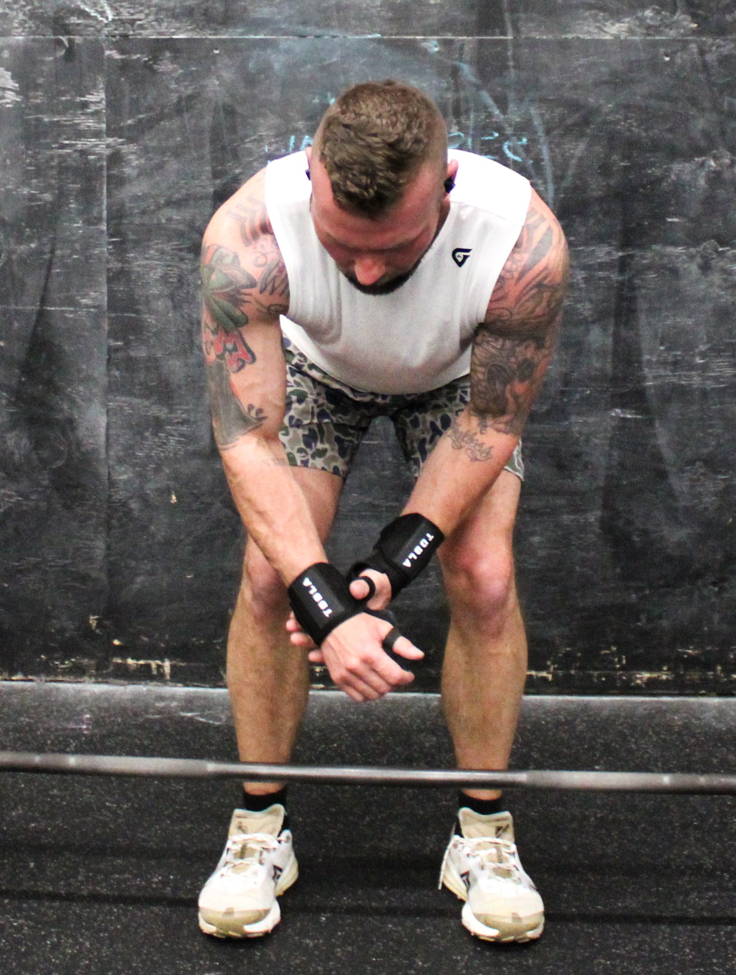 MEN'S SLEEVLESS | WORKOUT TANK | WHITE, BLACK & GREEN